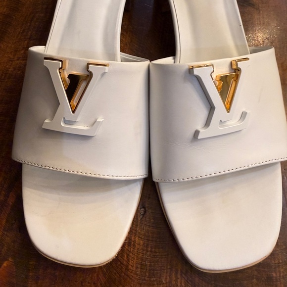 Louis Vuitton Shoes - Louis Vuitton White Leather Slide Sandals with Gold LV Logo